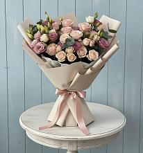 Букет цветов из:  Розы и Лизиантусы #REPLACE_PRED# Свободном