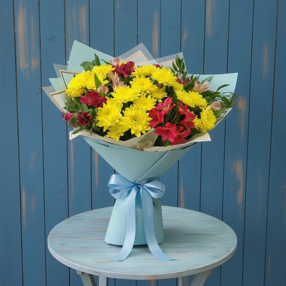 Букет цветов из: Альстромерии и Хризантемы в Свободном