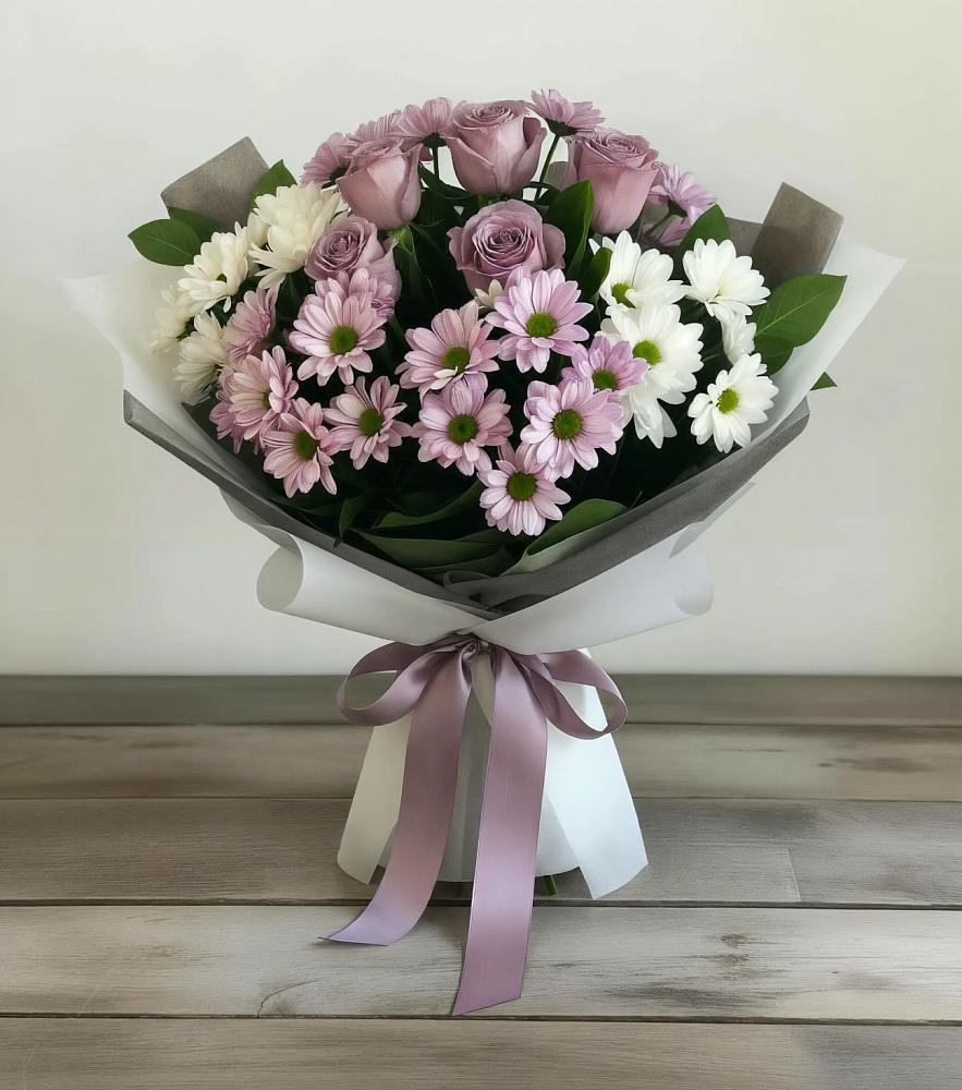 Букет цветов из: Хризантемы и Розы в Свободном