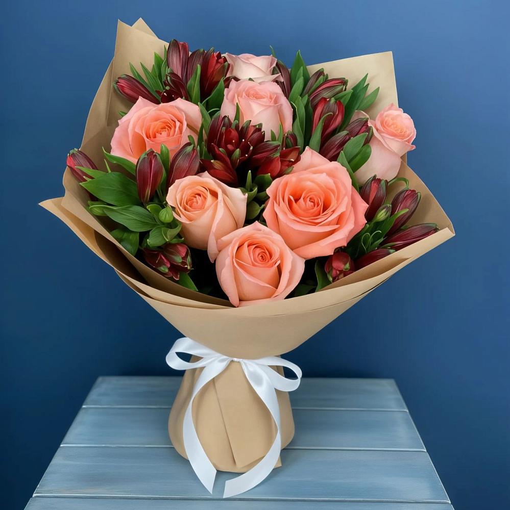 Букет цветов из: Розы и Альстромерии в Свободном