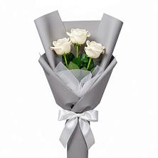 Букет 3 белые розы в Свободном