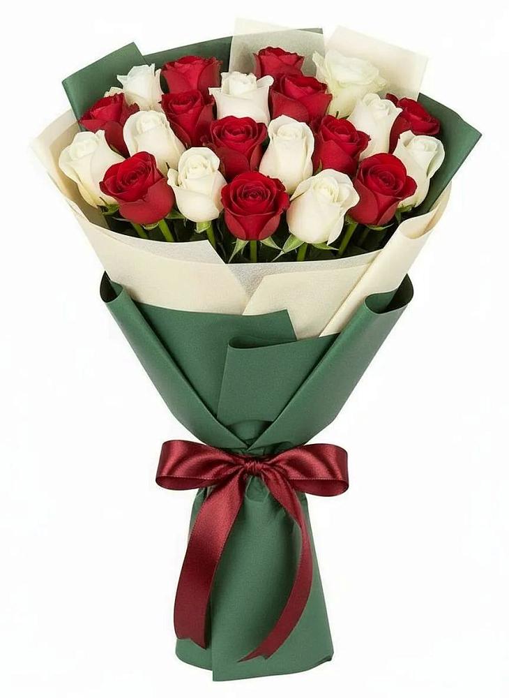 Букет Микс из красных и белых роз в Свободном