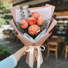 Букет цветов из:  Розы #REPLACE_PRED# Свободном