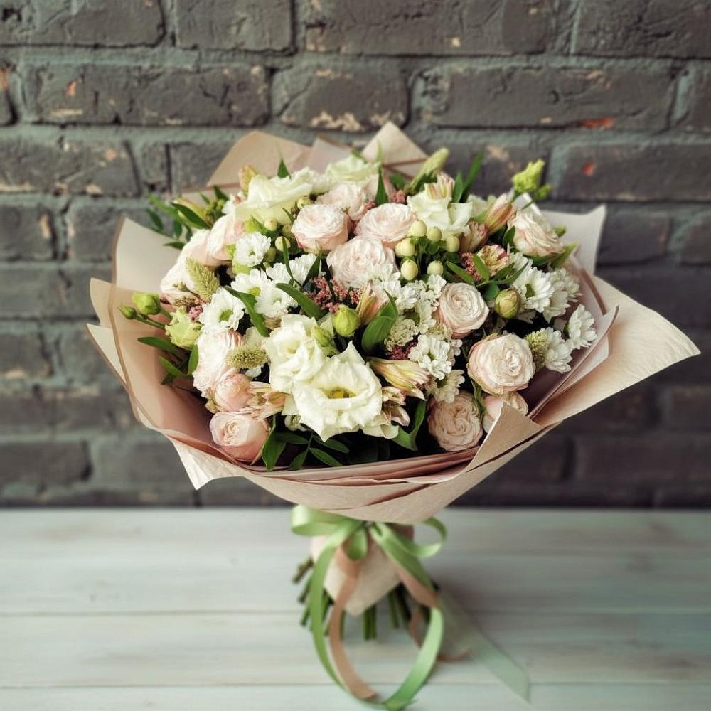 Букет цветов из: Альстромерии, Розы и Хризантемы в Свободном