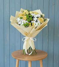 Букет цветов из:  Хризантемы и Розы в Свободном