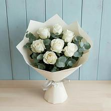 Букет Белые розы в Эвкалипте в Свободном