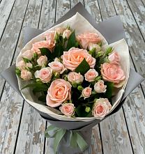 Букет цветов из:  Розы #REPLACE_PRED# Свободном