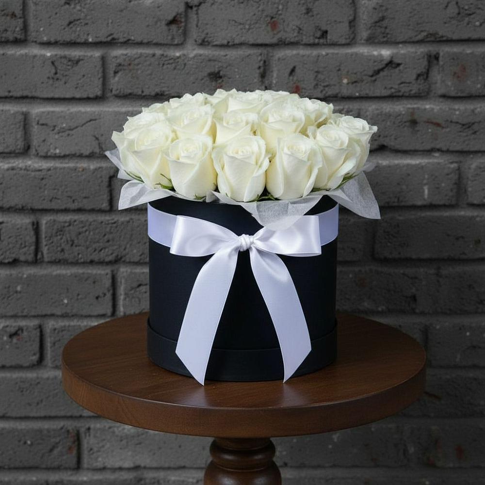 Цветочная композиция из Розы в шляпной коробке в Свободном