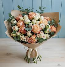 Букет цветов из:  Альстромерии и Розы #REPLACE_PRED# Свободном