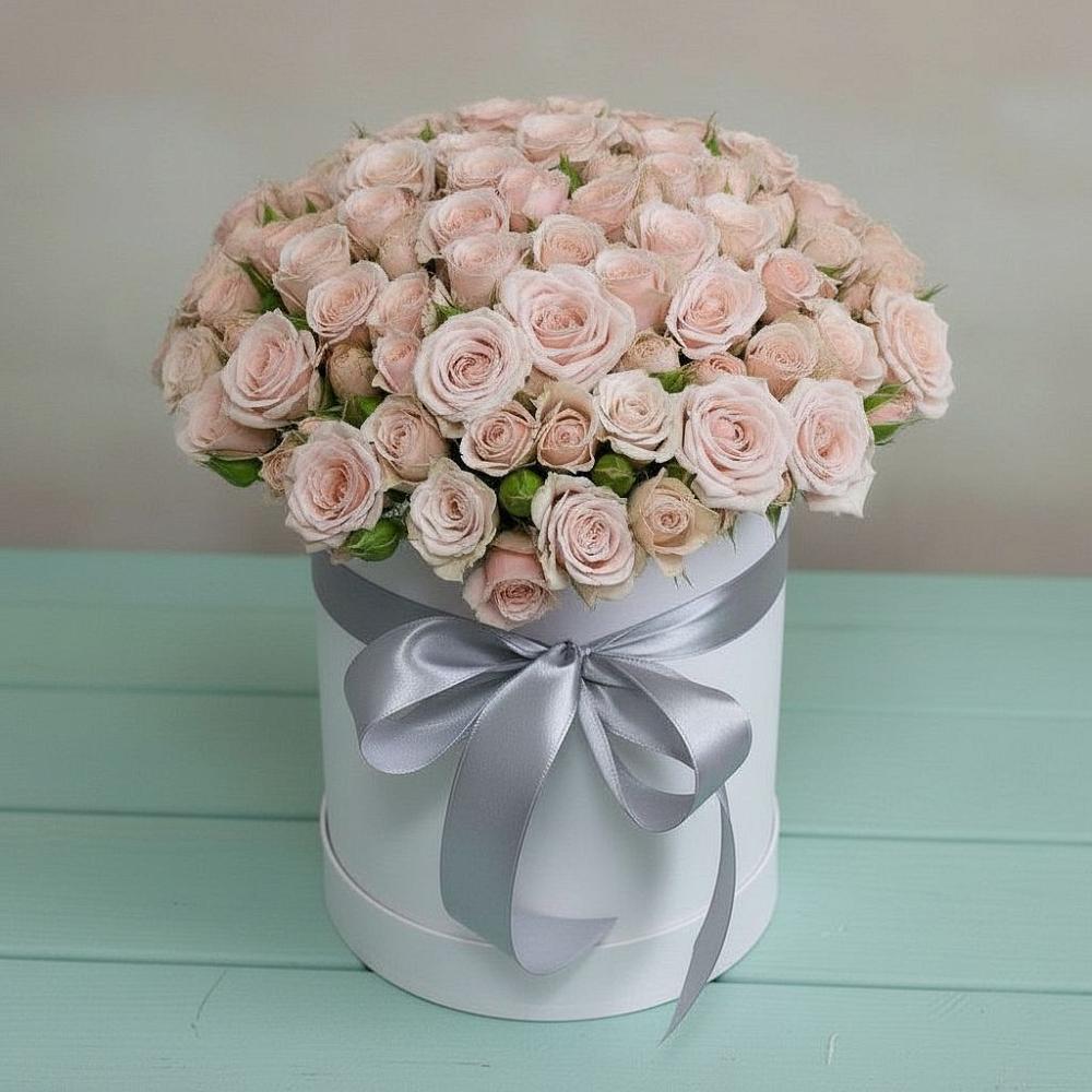 Цветочная композиция из Розы в шляпной коробке в Свободном